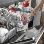 Хозяйке на заметку: можно ли мыть аксессуары мультиварок в посудомоечной машине
